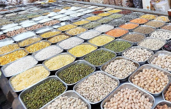 چه کالاهایی به عمان صادر می‌شوند؟