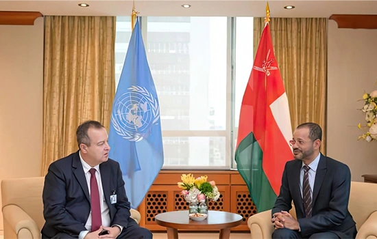 وزیر امور خارجه عمان با تعدادی از مقامات در نیویورک در مورد روابط بین المللی گفت‌وگو کرد