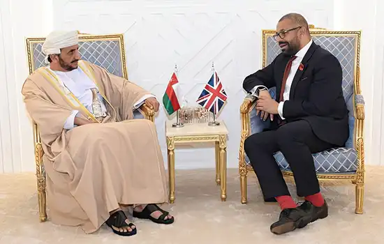 دیدار جیمز کلورلی وزیر امور خارجه بریتانیا با شیخ خلیفه الحارثی معاون سیاسی وزیر امور خارجه در ریاض