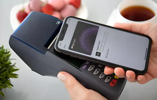 Apple Pay and Samsung Pay to Oman