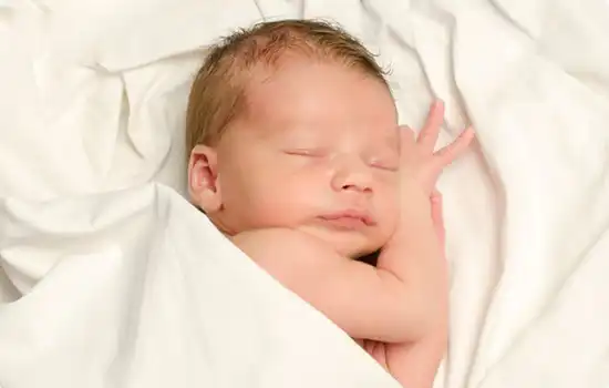 کاهش 7 درصدی آمار تولد نوزادان عمانی در سال 2023